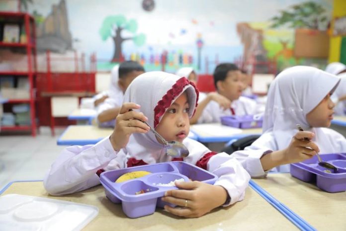 makan gratis