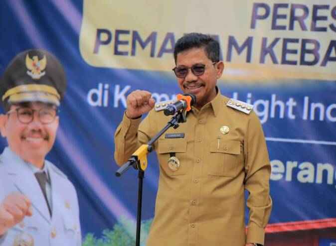 Walikota Tangerang H. Sachrudin