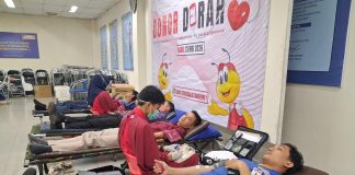 Donor darah Indomaret Cabang Tangerang 1 bekerja sama dnegan PMI Kabupaten Tangerang, Rabu (13/05), di kantor Indomaret Cabang Tangerang 1.